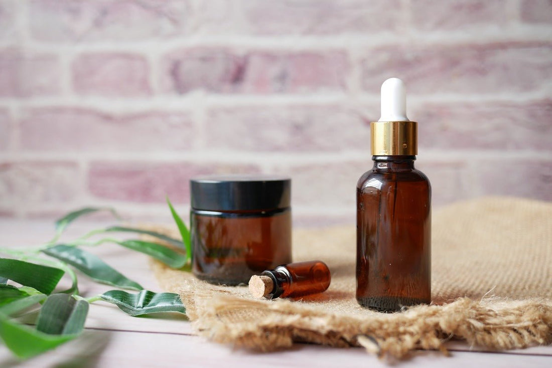 Natural Sleep Aids: Essential Oils to the Rescue - Zen Routine